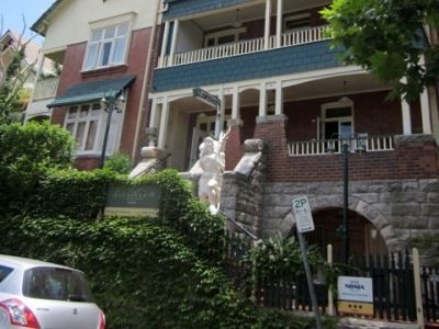 Glenferrie Lodge1