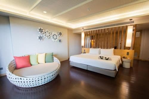 Honeymoon Suite