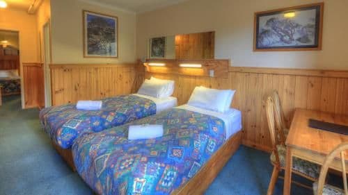 Family Room (5 Adults)