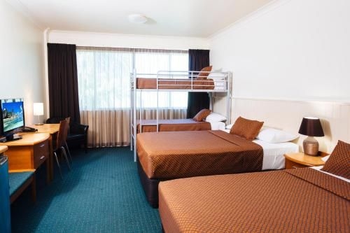 City Oasis Inn Townsville, SureStay Collection by BW2