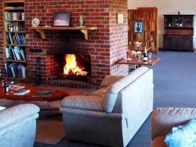 Waratah Lodge3