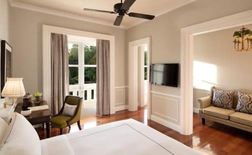Colonial Suite King Bed