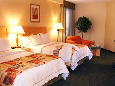 Fairfield Inn And Suites Belleville1