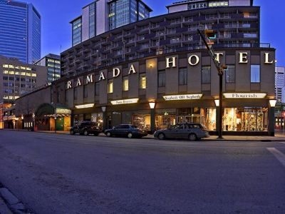 Ramada Downtown Calgary1