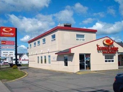 Econo Lodge Inn And Suites Moncton0
