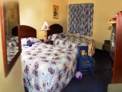 Travelodge Oshawa Whitby4