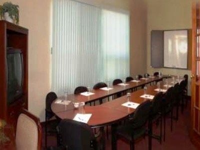 Travelodge Oshawa Whitby1