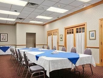 Days Inn And Conf Centre Owen Sound2