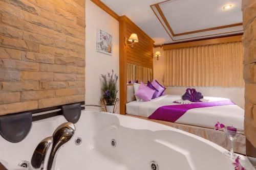 Deluxe Double Room with Spa Bath