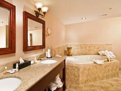 Chateau Saint John An Ascend Collection4