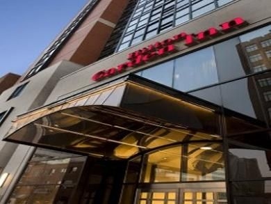 Hilton Garden Inn Toronto Downtown2