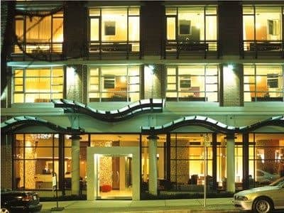โรงแรมโอปัส โรงแรมโอปัส