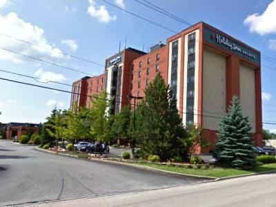 Holiday Inn Windsor Ambassador Bridge