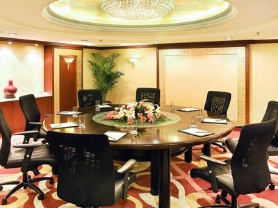 Celebrity International Grand0