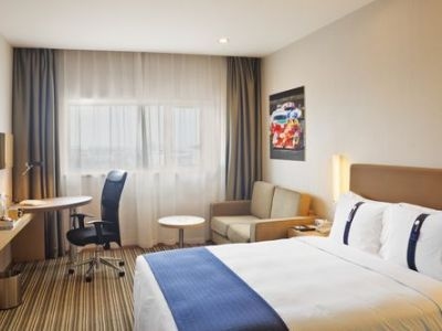 Holiday Inn Exp Shanghai New Hongqiao3
