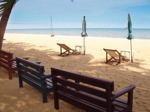 โรงแรมบ้านเพ คาบาน่า (Bann Pae Cabana Hotel)4