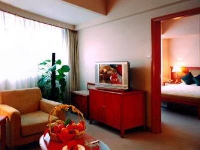 Aurum International3