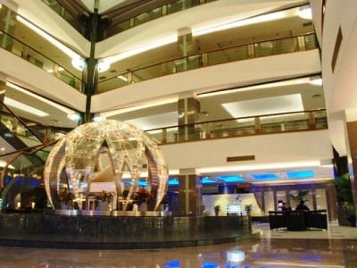 โรงแรมโฮเวิร์ด จอห์นสัน กินวา พลาซ่า (Howard Johnson Ginwa Plaza)1