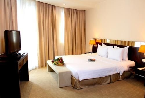 Palace Hotel Saigon2