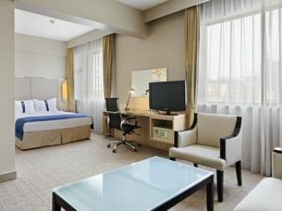 Holiday Inn Express Zhengzhou3