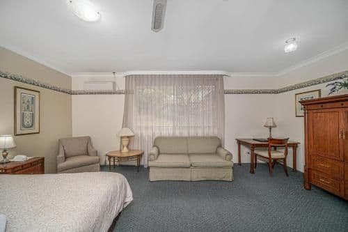 Superior King Room