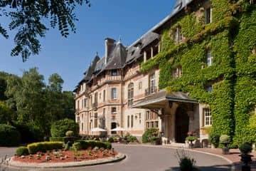 Chateau De Montvillargenne Chateau De Montvillargenne