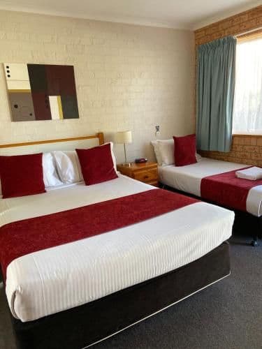 Deluxe Twin Room - Disability Access