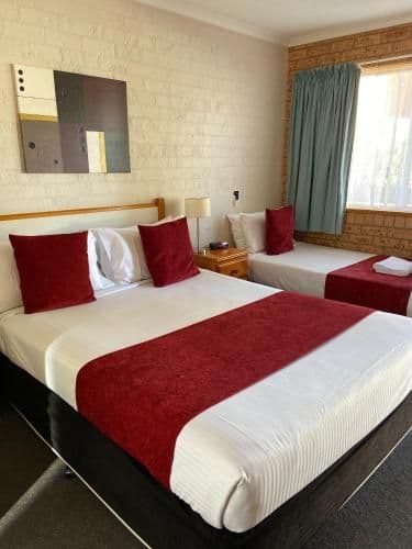 Deluxe Twin Room - Disability Access