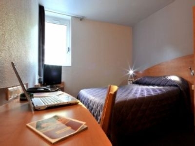 Inter-Hotel Costieres3