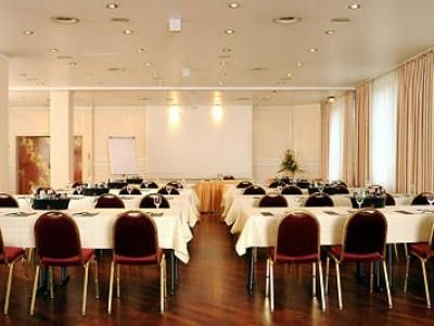 Gunnewig Hotel Residence Bonn1
