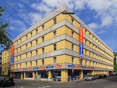 A And O Hostel A And O Hostel