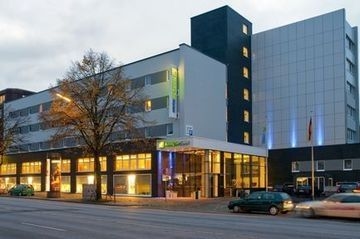 Holiday Inn Express Hamburg City Centre1