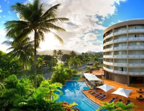 ดับเบิ้ลทรี บาย ฮิลตัน แคร์น (DoubleTree by Hilton Cairns)0