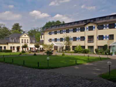 Park Schloss Hohenfeld Park Schloss Hohenfeld