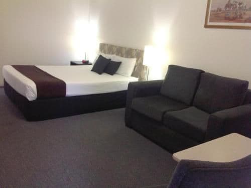 Deluxe King Room