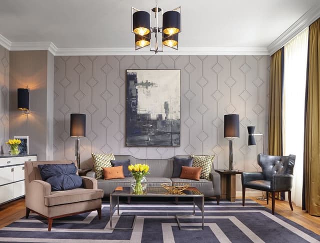 SUITE EXECUTIVE