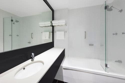 King Club Suite - Driftwood Social Club