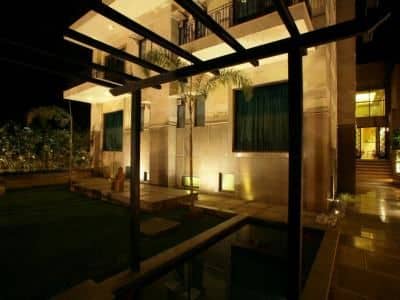 Justa The Residence (T) Justa The Residence (T)