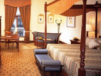 Oberoi Grand (C)4