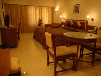 Juhu Plaza (T) Juhu Plaza (T)