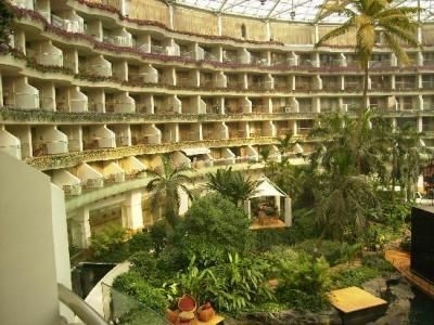 Sahara Star Hotel0