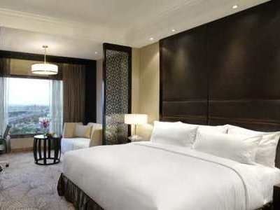 Crowne Plaza Mayur Vihar (C)4