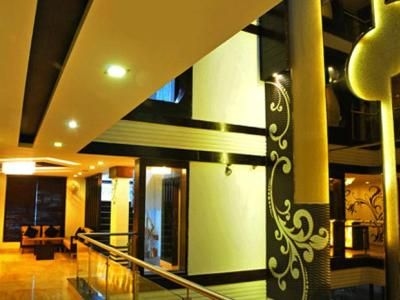 Hotel Delhi Pride0