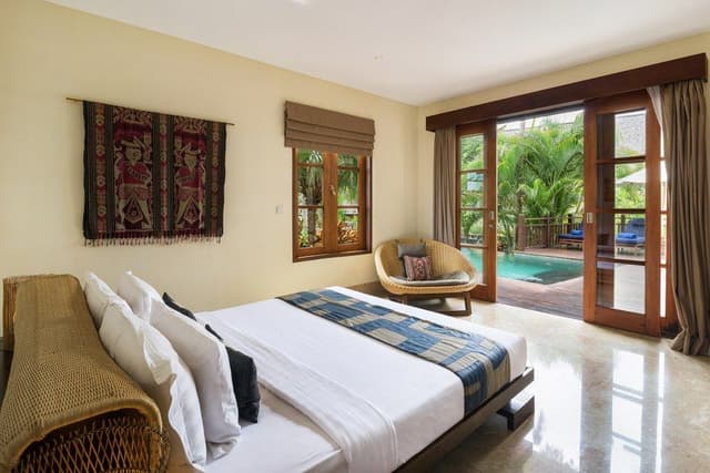 VILLA THREE BEDROOMS