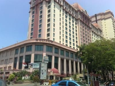 โรงแรมเรดท็อป โรงแรมเรดท็อป
