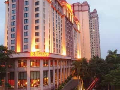โรงแรมเรดท็อป โรงแรมเรดท็อป