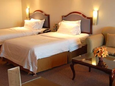 Sunlake Waterfront Resort & Convention Jakarta1