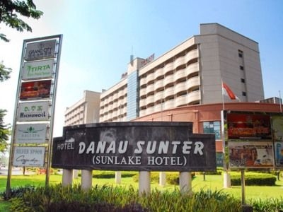 Sunlake Waterfront Resort & Convention Jakarta0