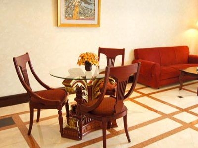 Sunlake Waterfront Resort & Convention Jakarta3