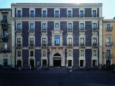 Una Hotel Palace0